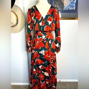 “Aakaa” Long Floral Dress